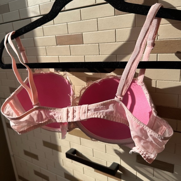Pink Victorias Secret plunge bra in pink lace 36 B - Picture 5 of 6